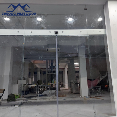 Cửa kính đóng mở tự động đồng xoài