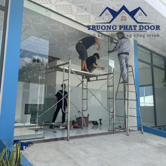 Lắp đặt Cửa tự động