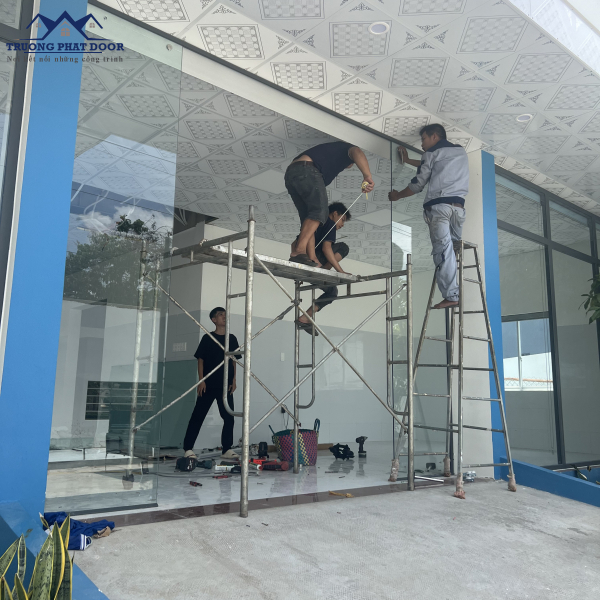 Lắp đặt Cửa tự động