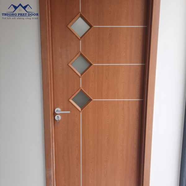 Mẫu Cửa nhựa composit đẹp đồng xoài