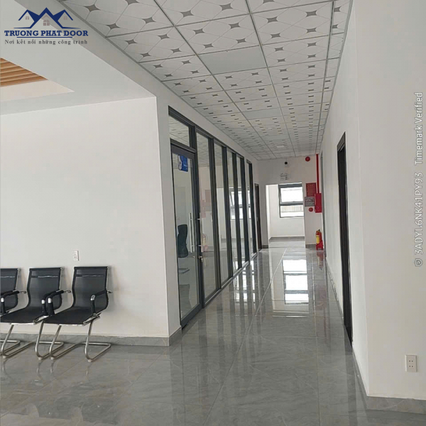 Nhà văn phòng Khu công nghiệp Tân tiến