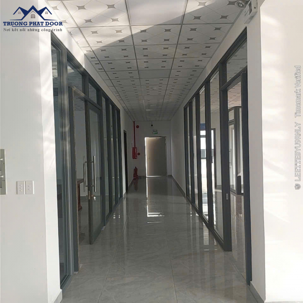Nhà văn phòng Khu công nghiệp Tân tiến